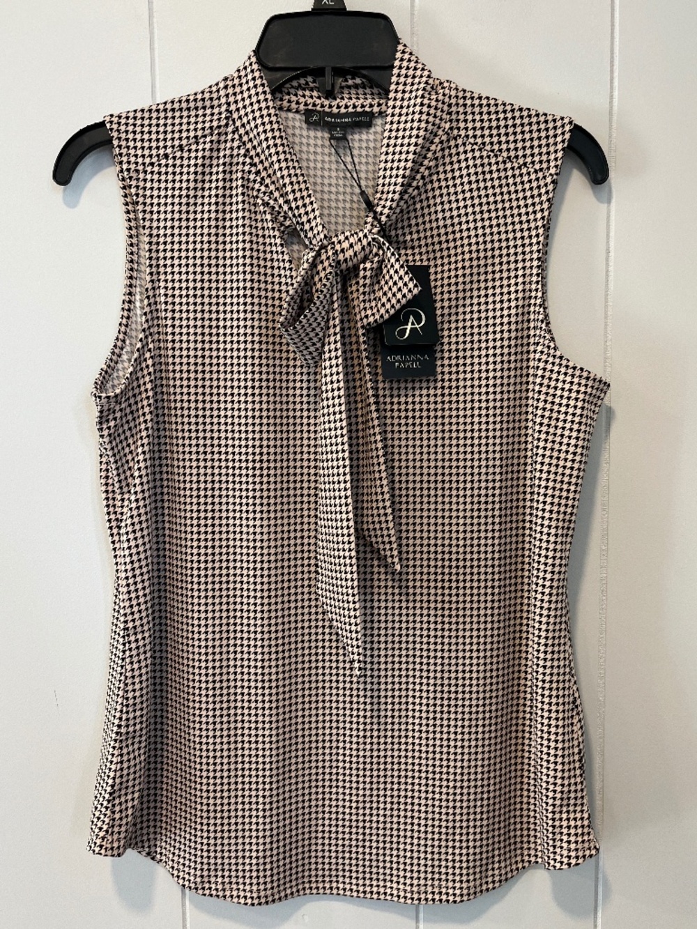 Adrianna Papell Bow Tie-Neck Sleeveless Top sz S Career Professional NWT